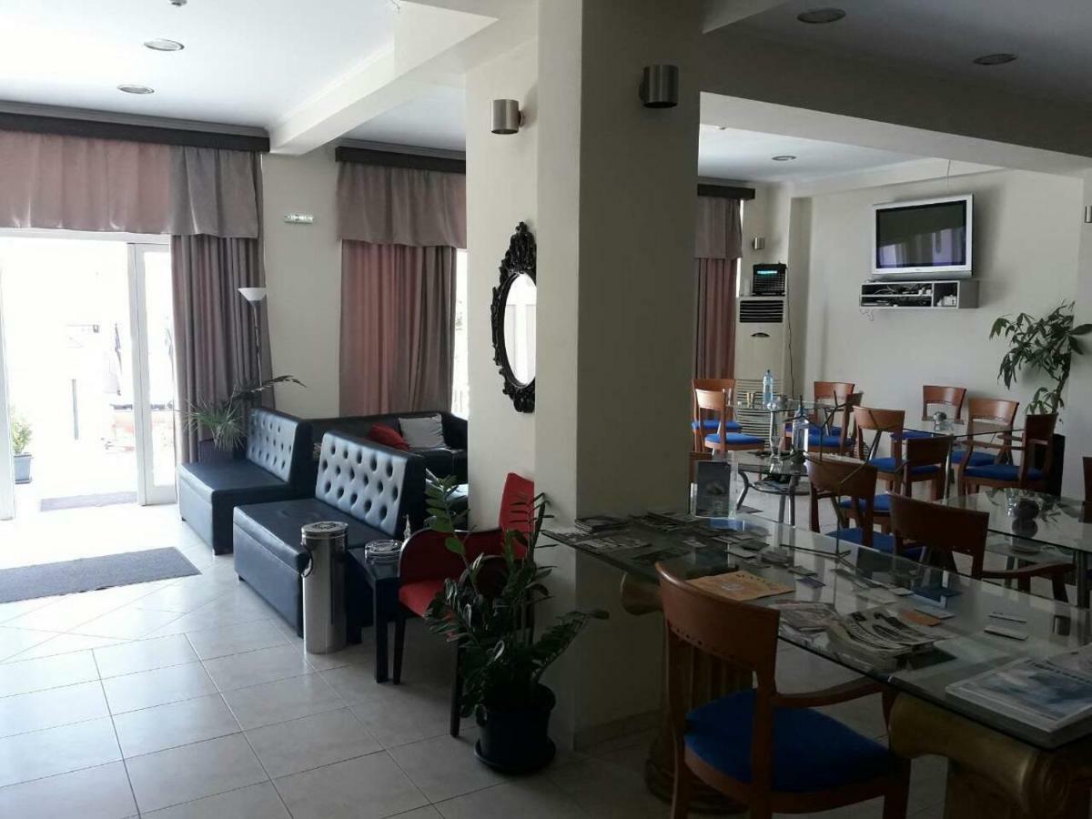 Hotel Porto Marathos Marathopoli Exterior foto